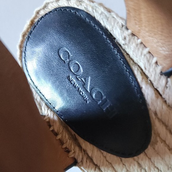 Coach Wedge "EUC" - Picture 13 of 16